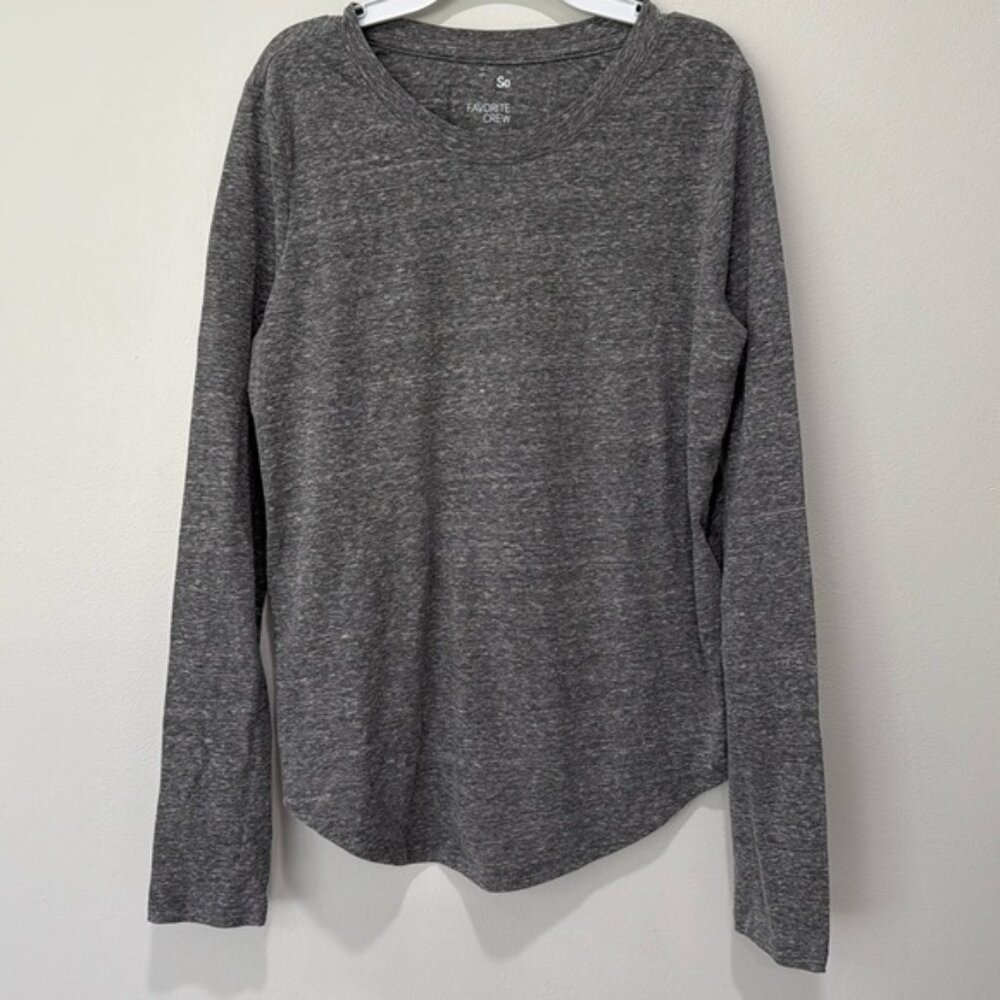 Women’s long sleeve basic shirt